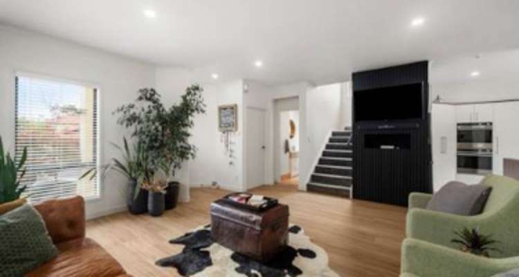 40 Trimaran Drive_0