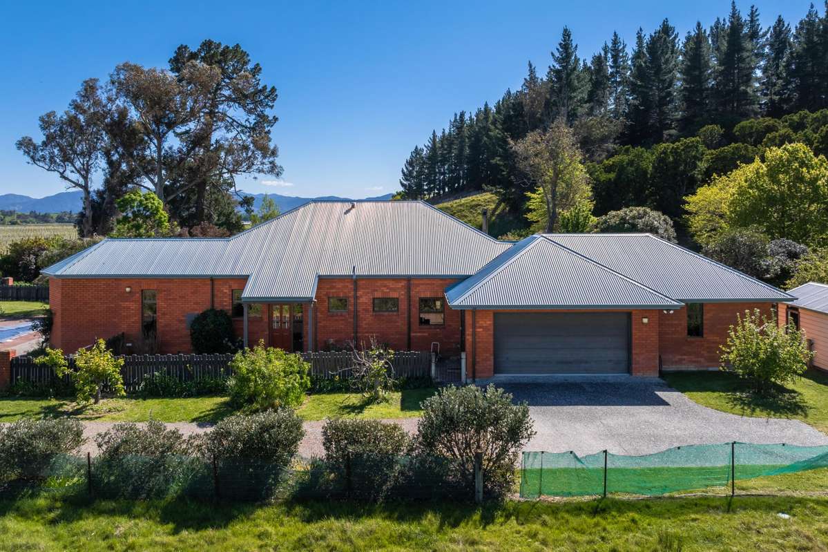 393 Brookby Road_2