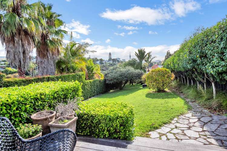 19 New Bond Street Kingsland_18