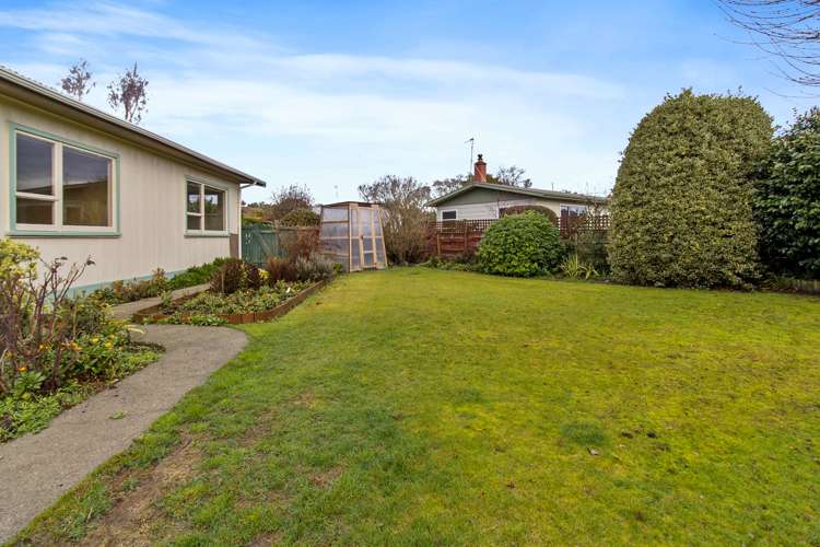 11 Burgess Street Pleasant Point_18