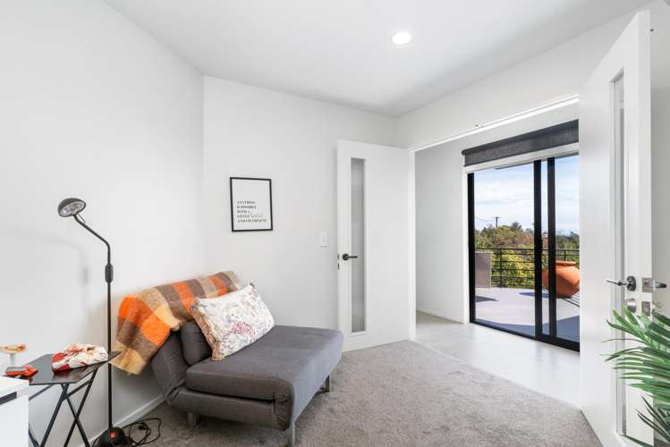 35A Te Awakura Terrace Mount Pleasant_19