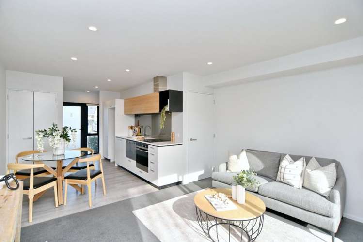 5/302 Fitzgerald Avenue_0