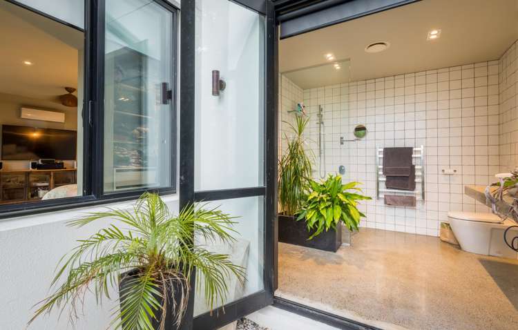 58 Kauri Point Road Laingholm_15