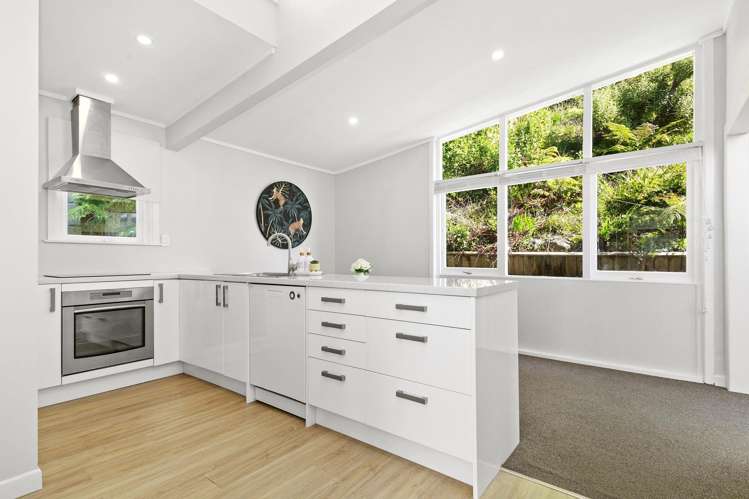123 Wainuiomata Road Wainuiomata_6