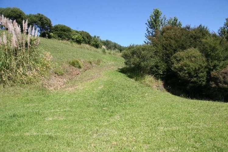 4 Governors Heights Whangamata_21