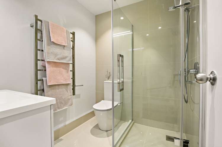 16/8 Dock Street Auckland Central_12