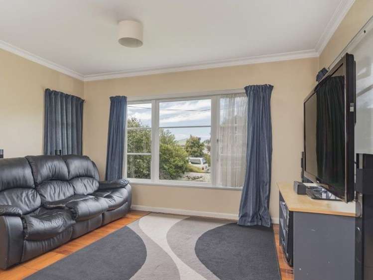 18 Maitland Avenue Stoke_4