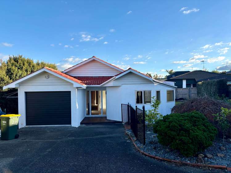 2/2 East Coast Road Milford_21