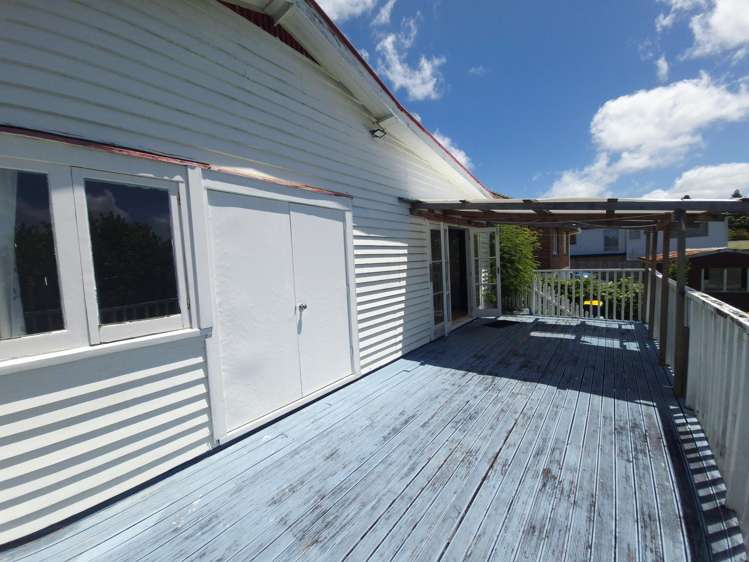 3199 Great North Road New Lynn_10