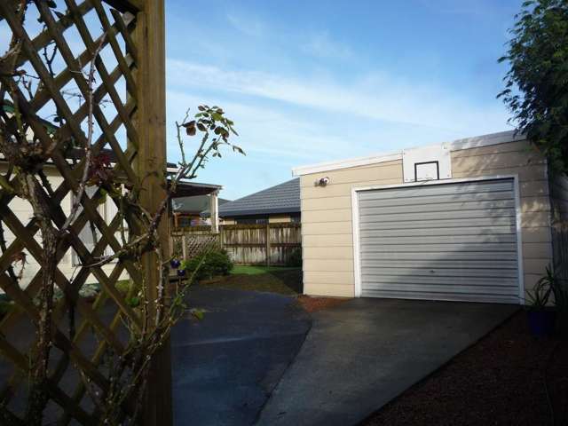 37 Heathdale Crescent Papakura_1