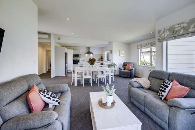 16 Begley Place Frimley_2