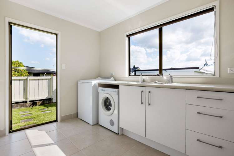 22 Hillary Street Chedworth_19