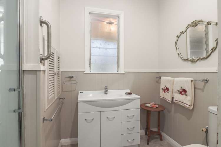 6 Russell Avenue Te Aroha_9