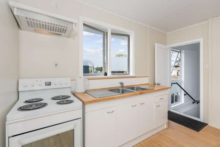 6 Glen Marine Parade Glendene_8