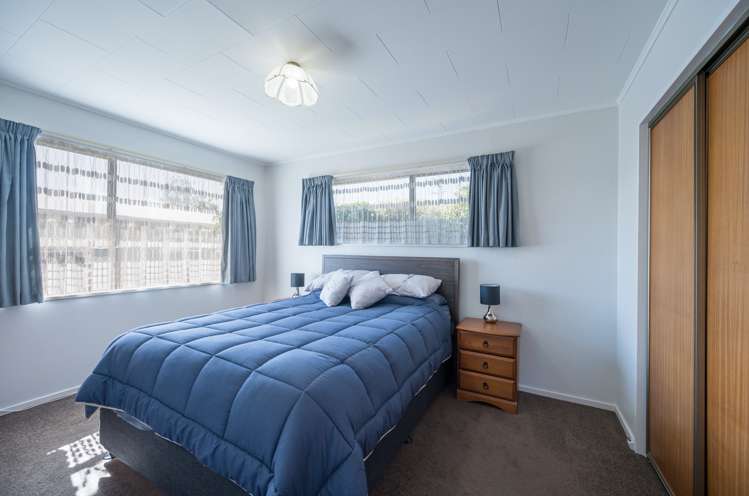 2/26 Exeter Street Stoke_7