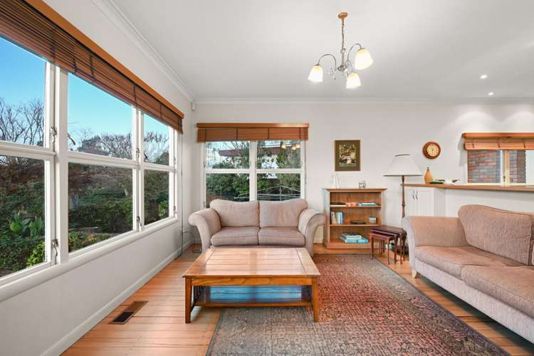 148 Lake Crescent Hamilton Lake_8