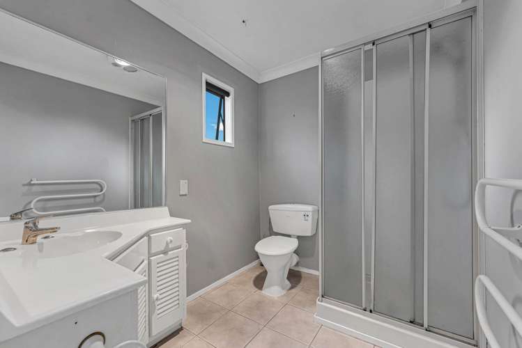 53 Sheehan Avenue Papakura_14