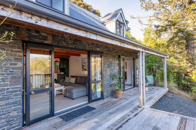 6888E Christchurch Akaroa Road Takamatua_3