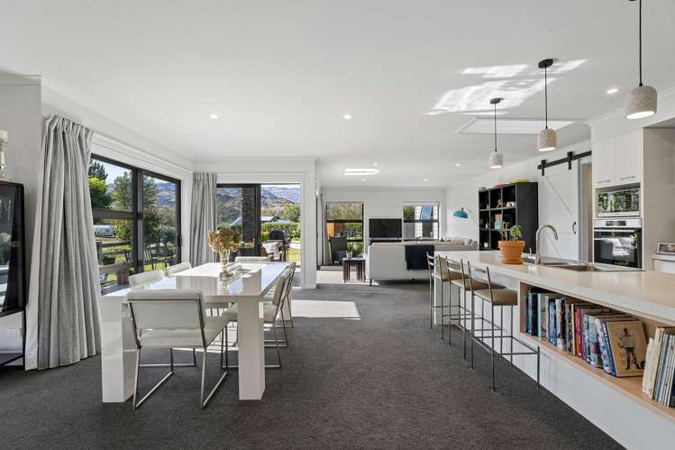 54 Stratford Drive Cromwell_10