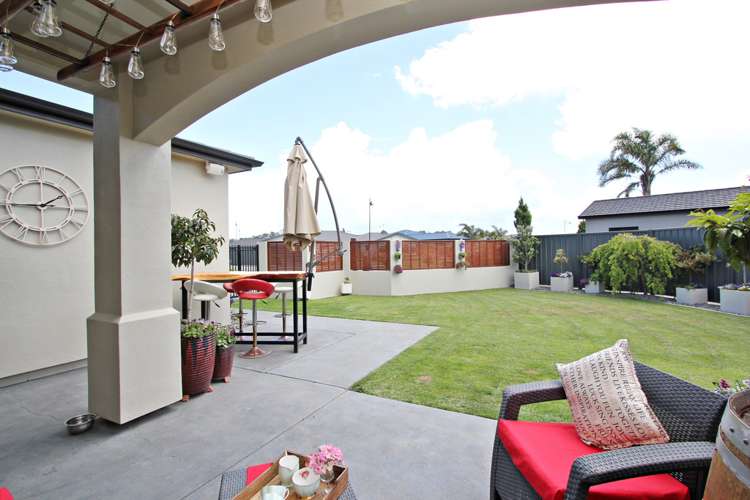 14 Portland Place Poraiti_18