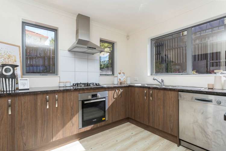 2/571 Richardson Road Mount Roskill_18