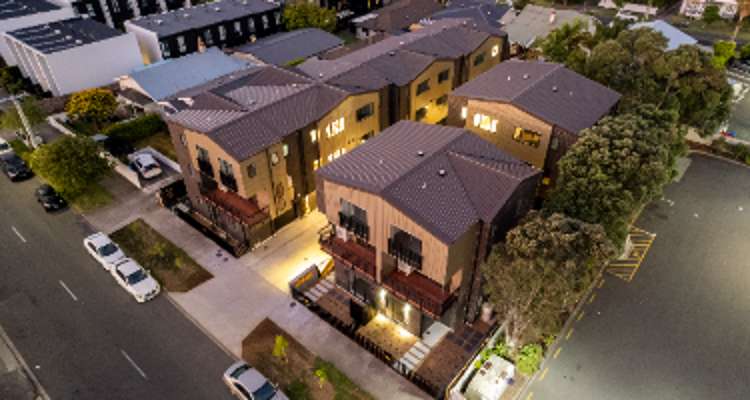 6/11 Huia Road_0