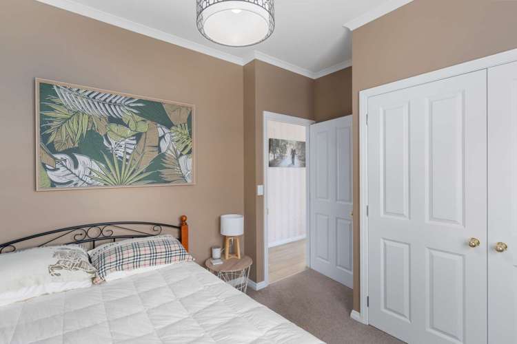 52 Greenhaven Drive Burwood_9