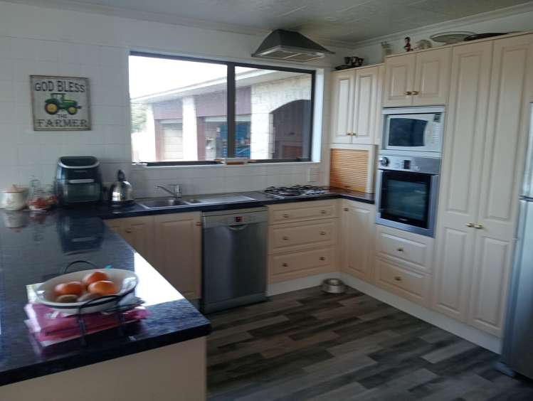 5 Papatotara Road Tuatapere_9