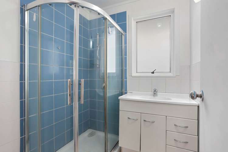 6 Finlow Drive Te Atatu South_14