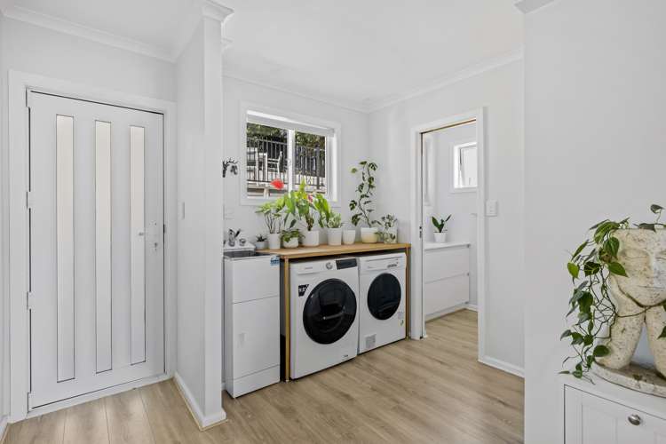 43 Sutherland Road Brookfield_13