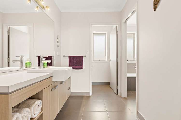 1518 Old North Road Helensville_19