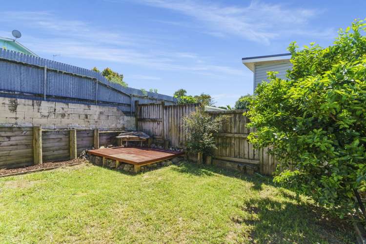 5b Sharyn Place Brookfield_14