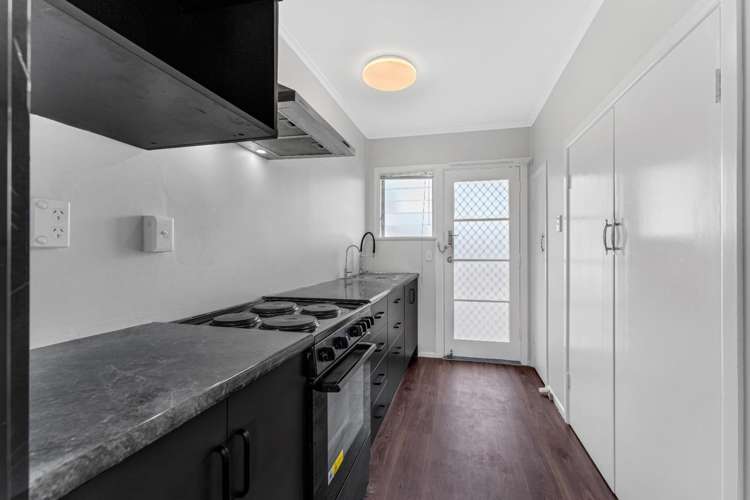 2/6a View Road Papakura_3