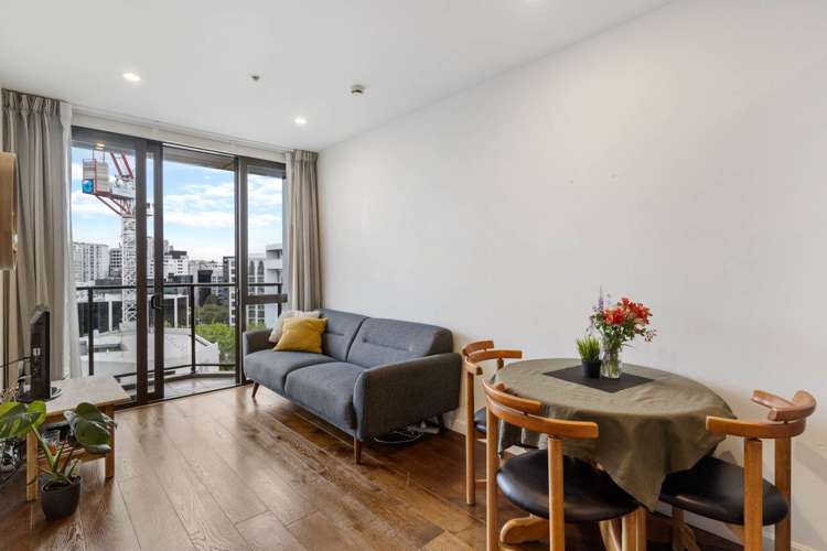 1204/135 Vincent Street City Centre_1