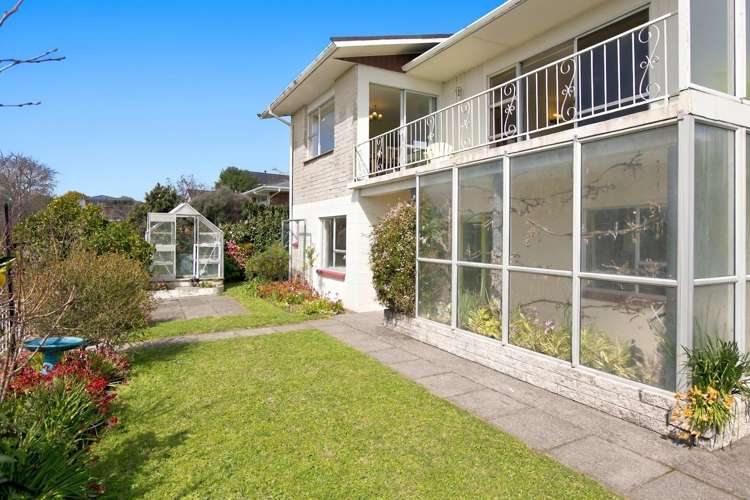 7 Montana Place Merrilands_17
