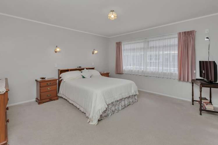 2/7 Pine Park Road Onerahi_15