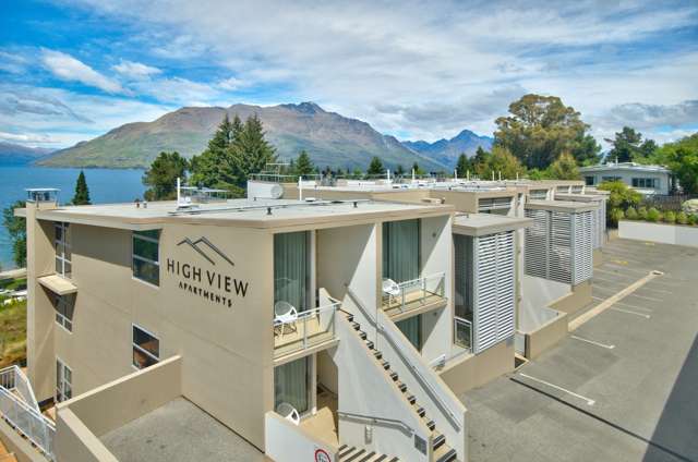 201 Highview Apartments, 68 Thompson Street Queenstown_1