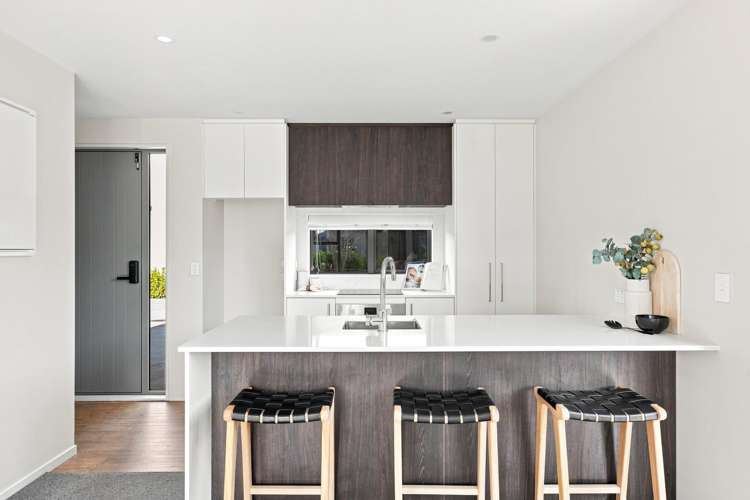 99 Simeon Street_1