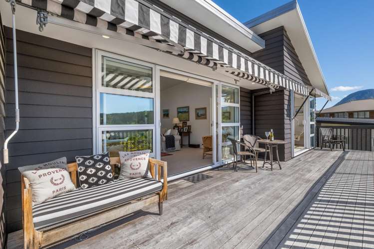 8 Fantail Heights Picton_4
