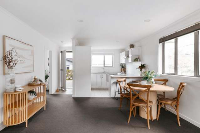 2/4 Greystone Place Omokoroa_4