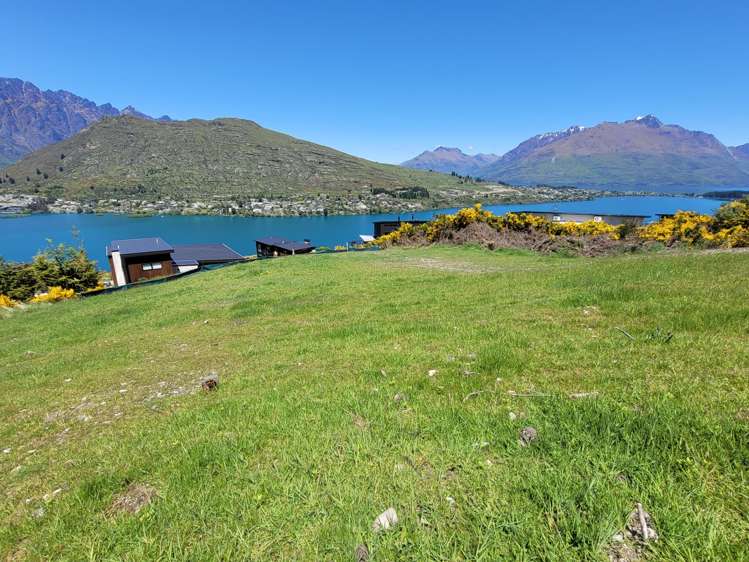 Lot 61 Remarkables View_2