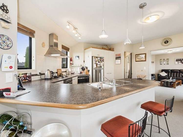 2 Holford Place Huntington_19