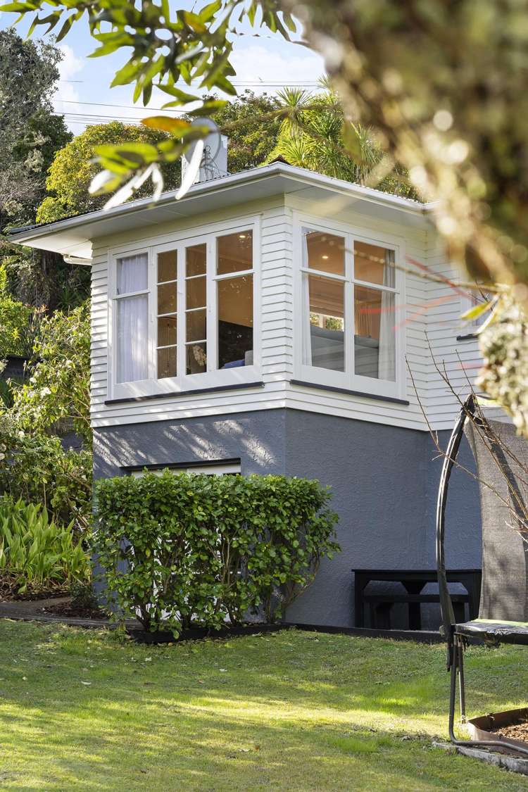 98 Beach Road Castor Bay_7