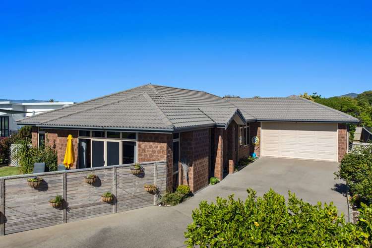 12 Muriwai Boulevard Waiotahi_0