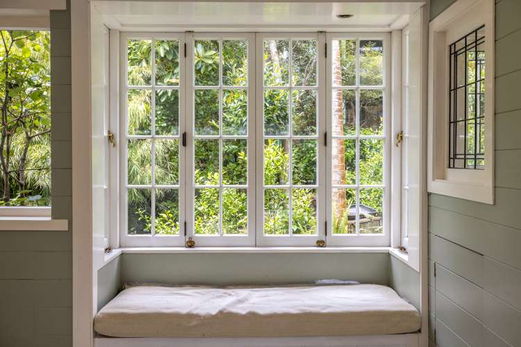 37 Hill Road Palm Beach_12