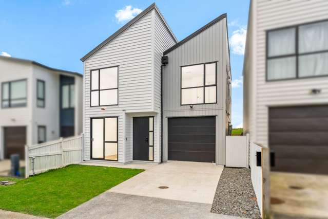 Brand New 4 Bedroom plus Study!