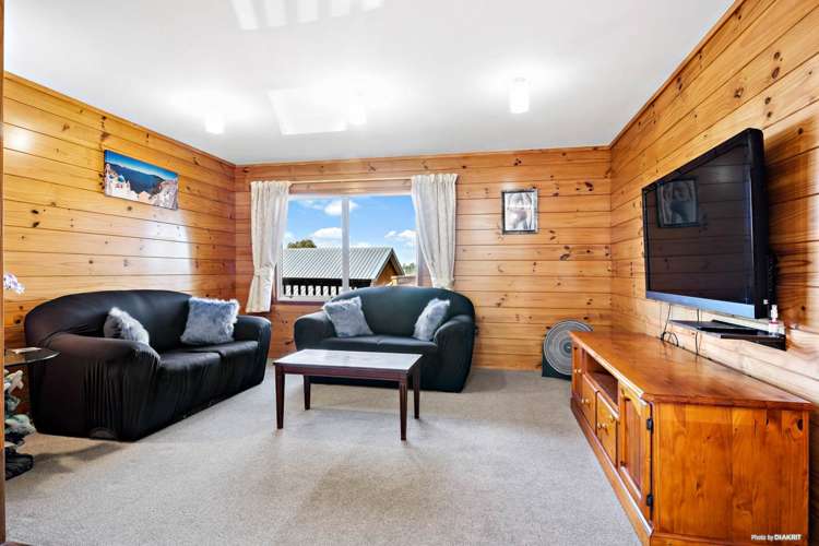 65 Whangaparaoa Road Red Beach_29