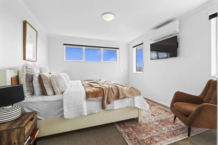 10 Bloomfield rise Stanmore Bay_11