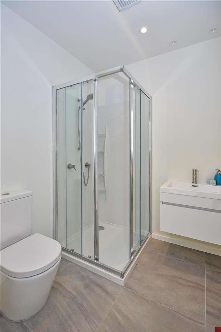 29 Tapuwae Way Mangere Bridge_8