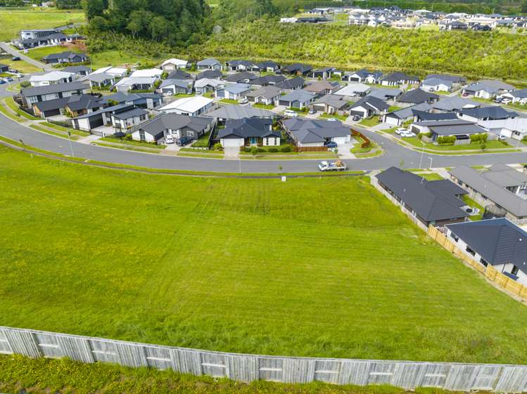 47 Whakaturou Crescent Pyes Pa_9